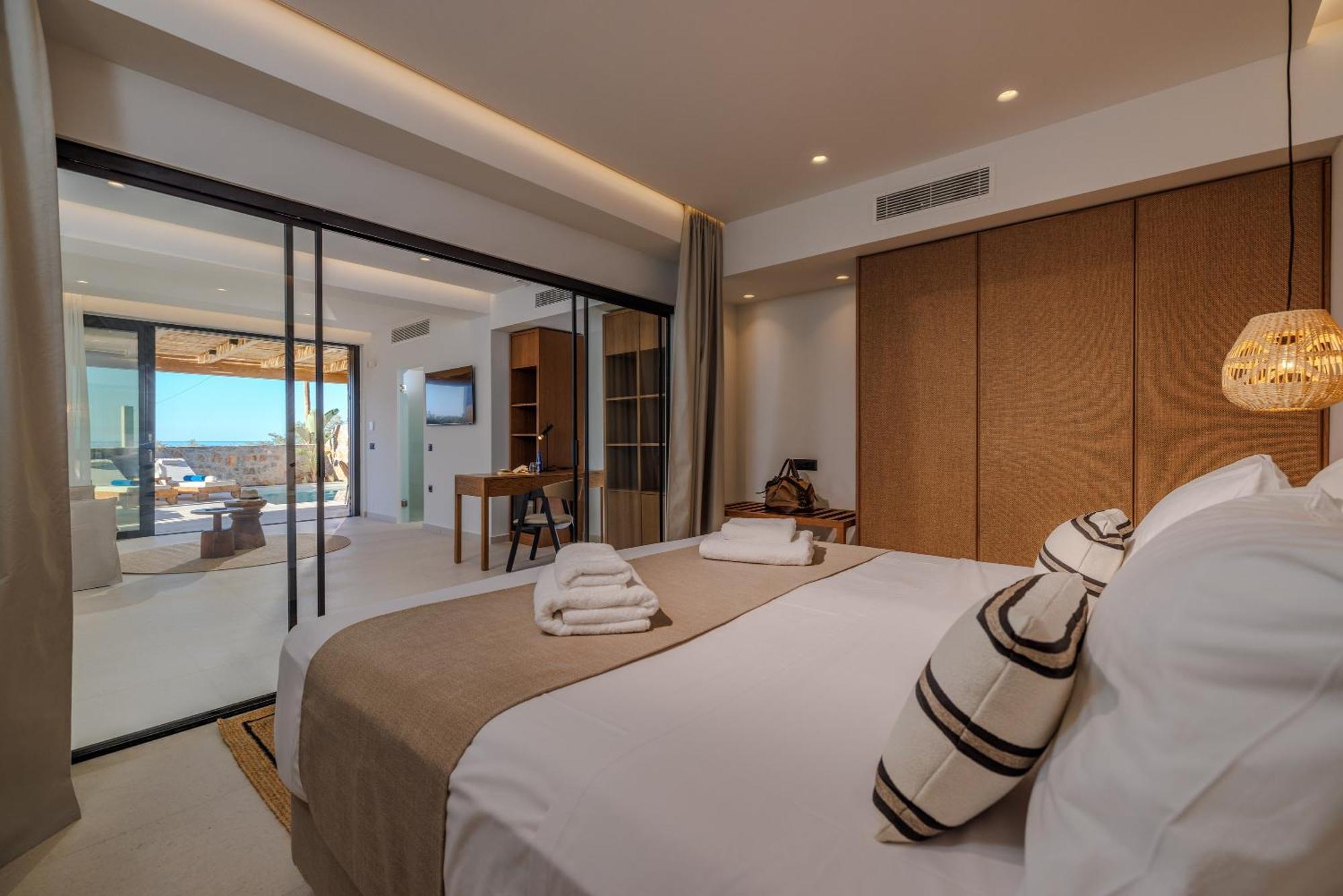 Deos Luxury Suites - Adults Only Khersónisos Eksteriør bilde