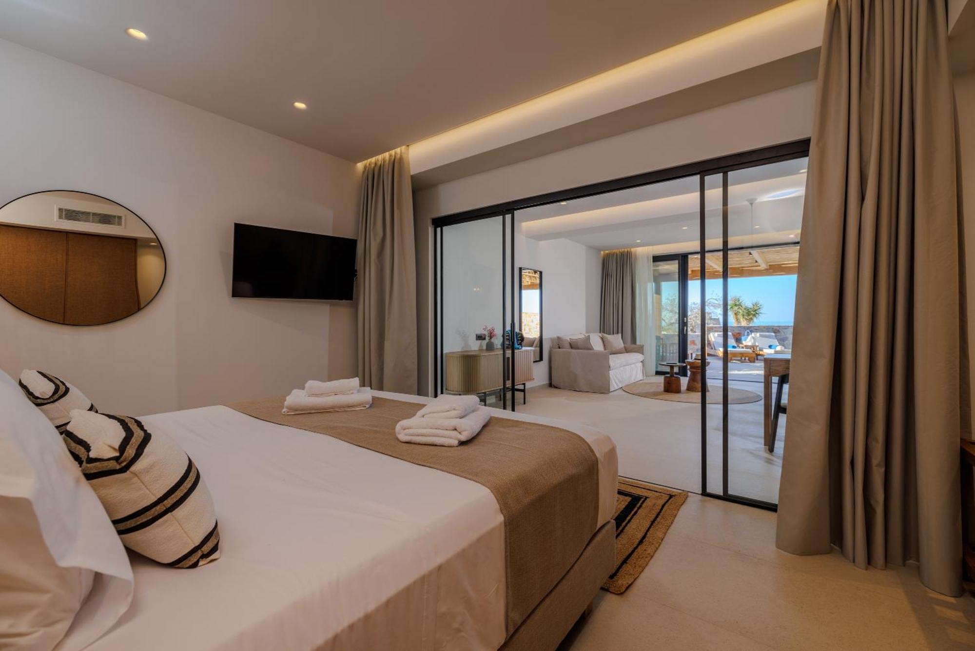 Deos Luxury Suites - Adults Only Khersónisos Eksteriør bilde