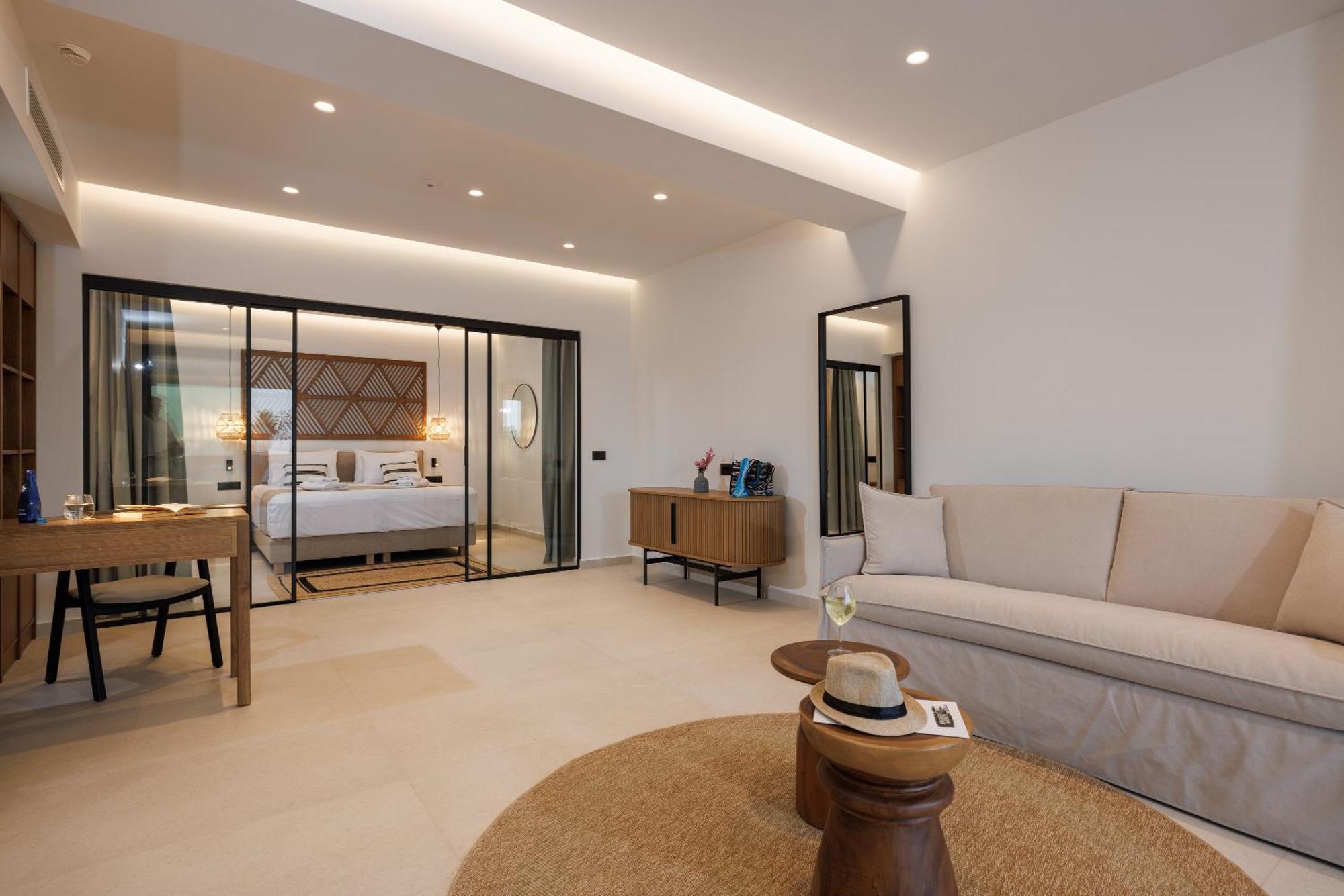 Deos Luxury Suites - Adults Only Khersónisos Eksteriør bilde