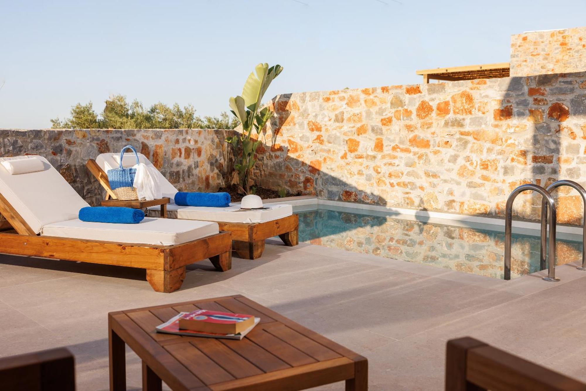 Deos Luxury Suites - Adults Only Khersónisos Eksteriør bilde
