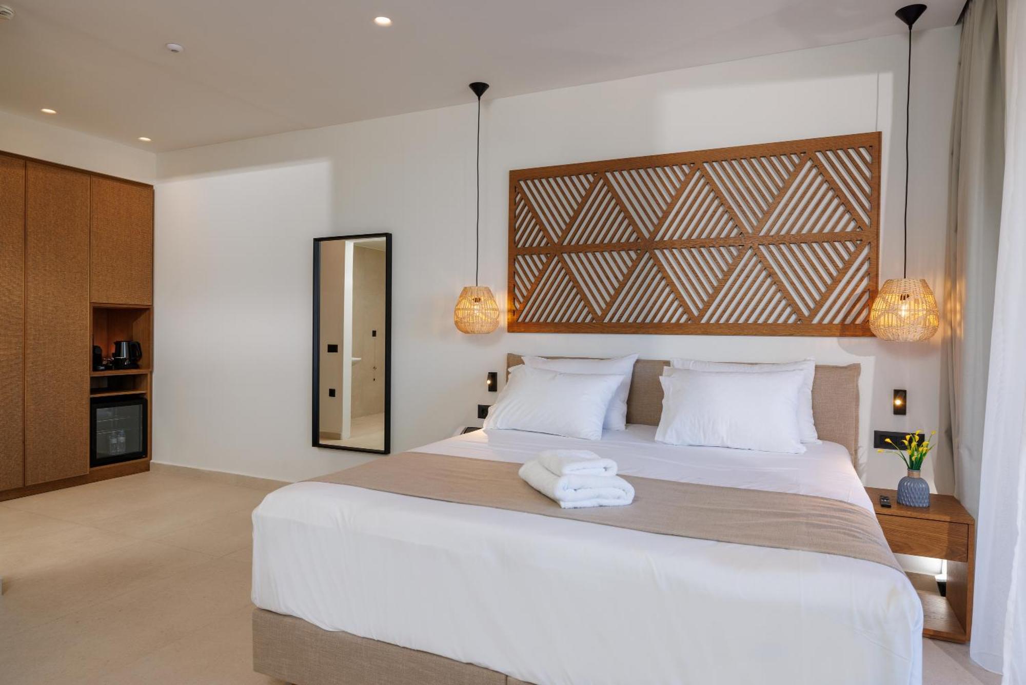 Deos Luxury Suites - Adults Only Khersónisos Eksteriør bilde